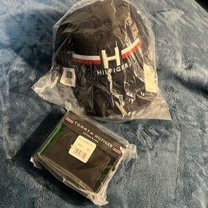 TOMMY HILFIGER BUNDLE HAT AND WALLET